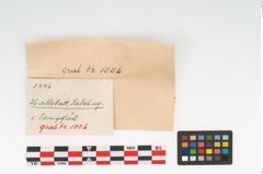 Etikett zu Keramikgefäß (NHMW-PRAE-003446)